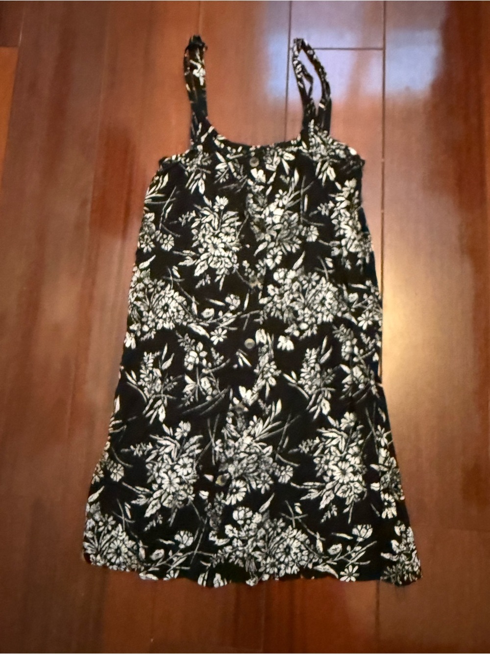 btween Black and White Floral Spaghetti-Strap Dress
